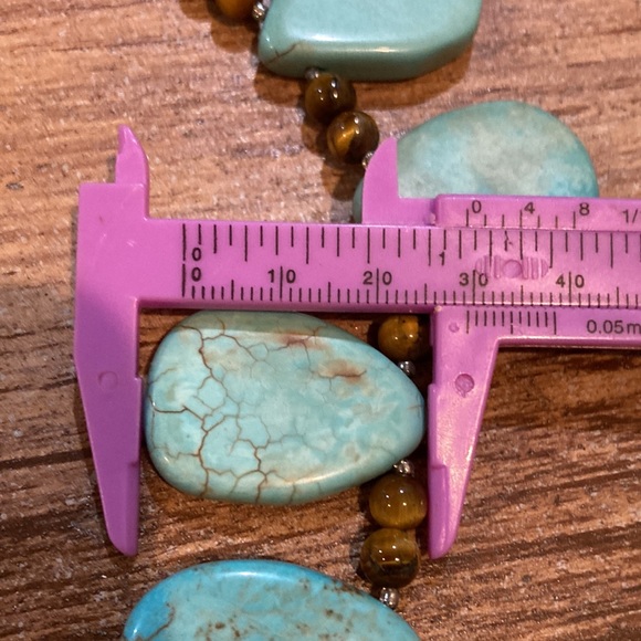 Howlite/Magnesite/Tigers Eye - Picture 12 of 12